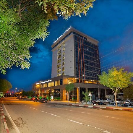 New Karaman Hotel Bagian luar foto