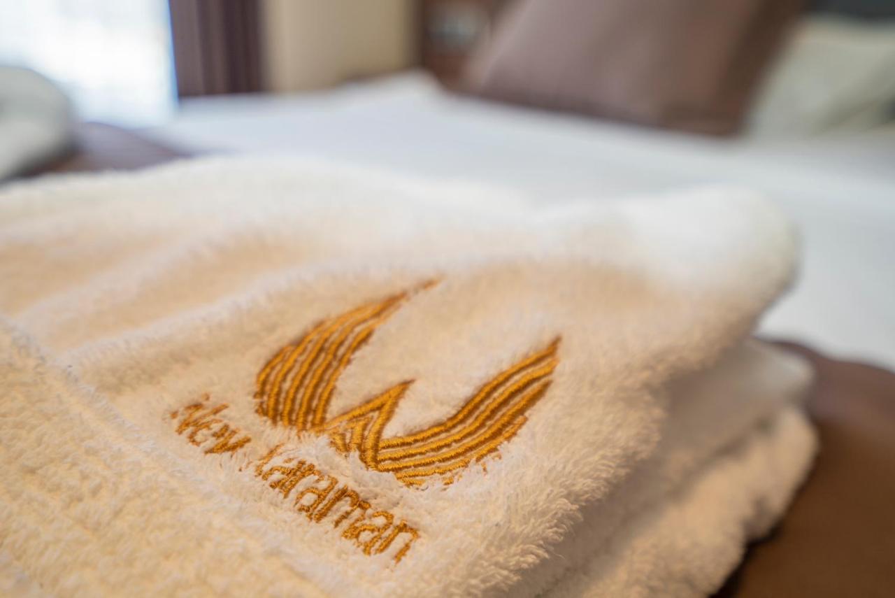 New Karaman Hotel Bagian luar foto